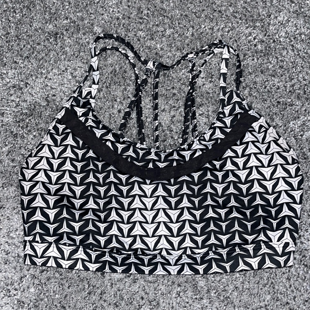 VS Sports Bra